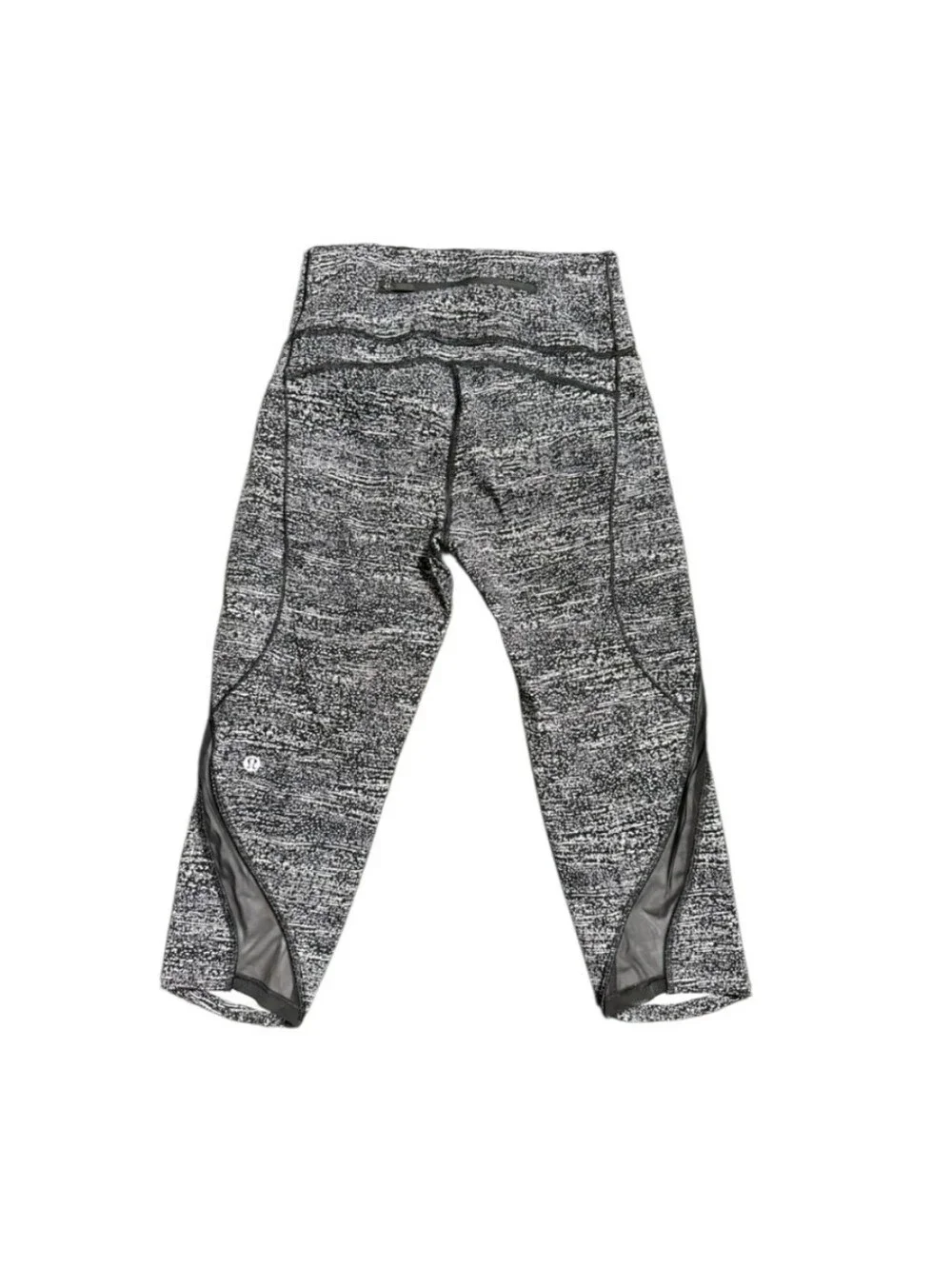 Lululemon Pace Percect leggings in Air time size 4